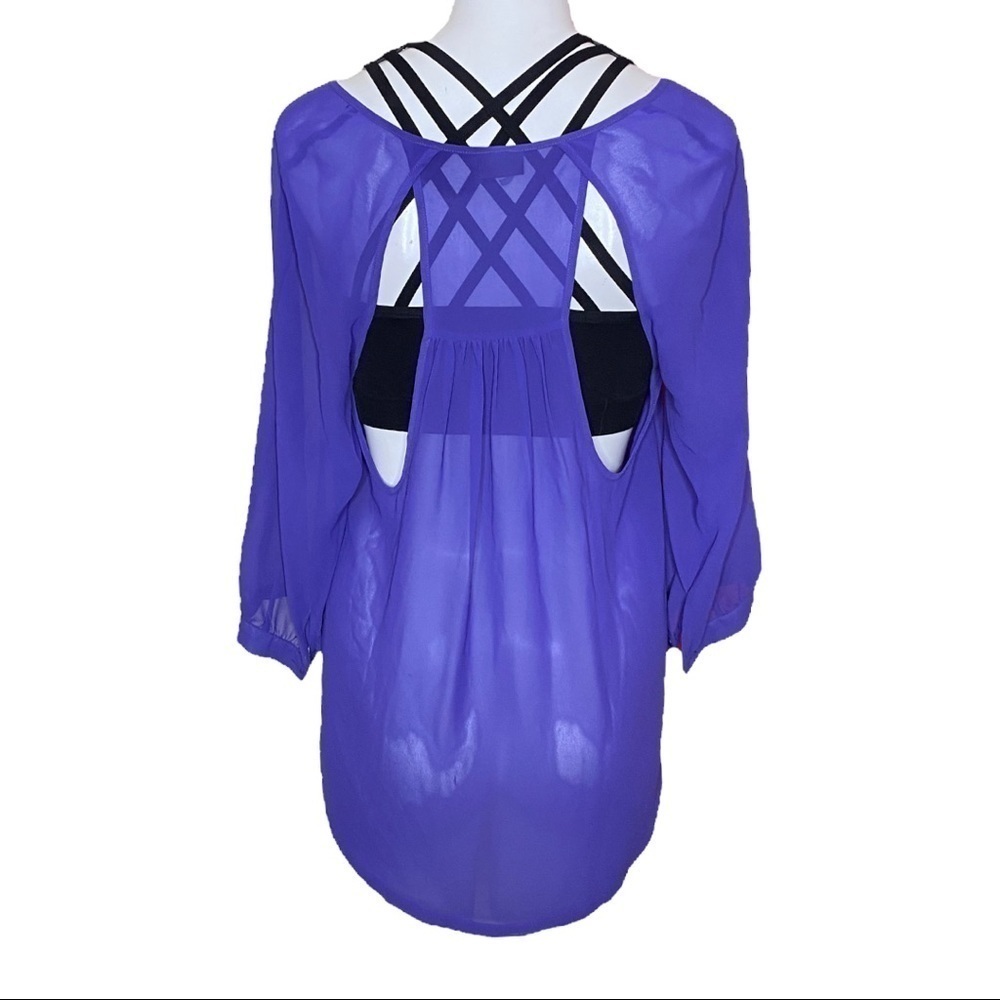 Sparkle & Fade Blouse Back Cut-Outs M